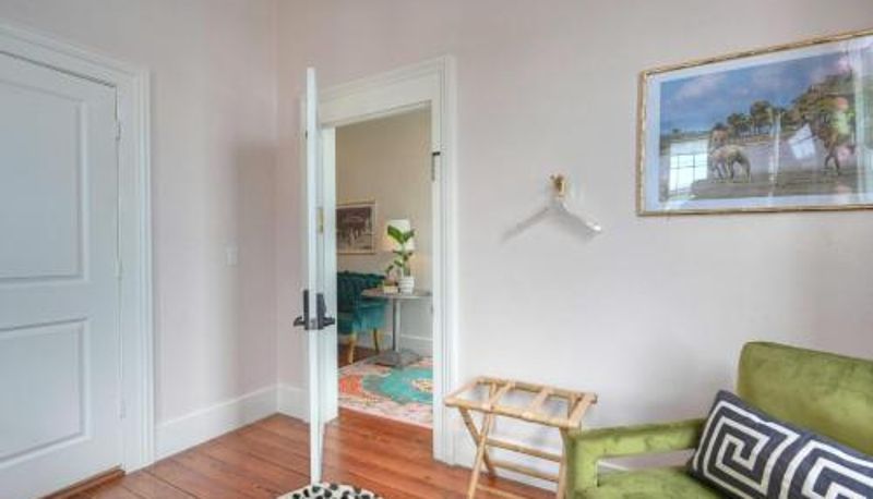 Bilgi - Sugars Inn Room 6 Family Friendly Boutique Stay Downtown