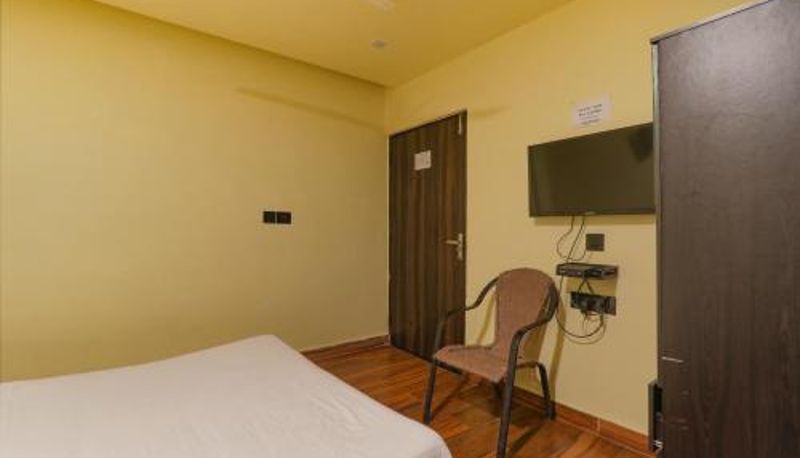 Habitación - FabHotel Lemon Grass - Assi Ghat