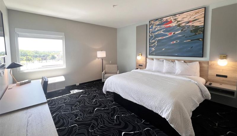 Zimmer - a Ramada by Wyndham The Elm