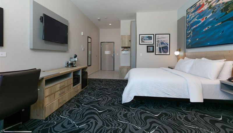 Zimmer - a Ramada by Wyndham The Elm