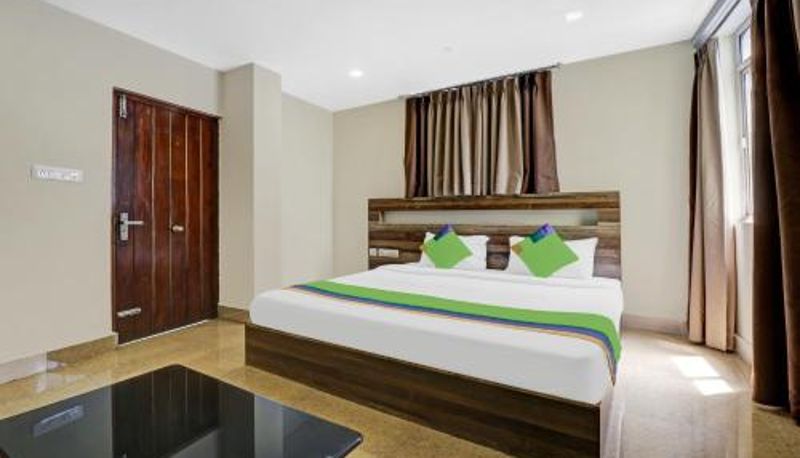 Zimmer - Treebo Darwesh Residency - 500m from Railway Station