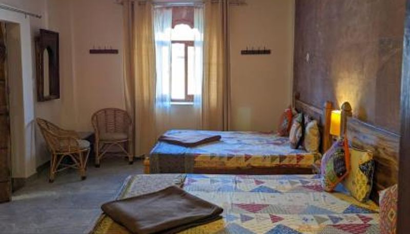 Informacje - Corsican Haveli