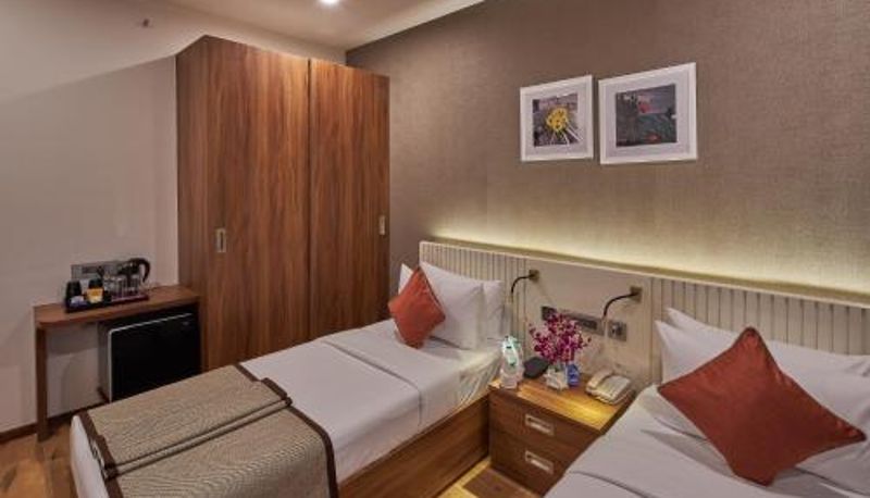 Info - Mahadevapura Regenta Inn Grand-ORR
