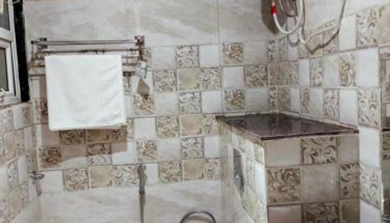 Bagno - RBS Hotel & Restaurant 5 mint walking distance from Ram Janam Bhumi