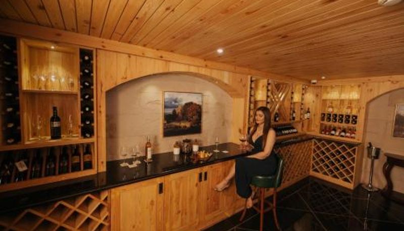 Bar - Montrose Golf Resort and Spa - Coorg