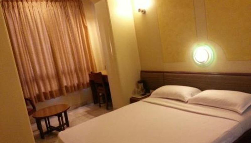 Bilgi - SION - Near BKC HOTEL ASHRAY INTERNATIONAL