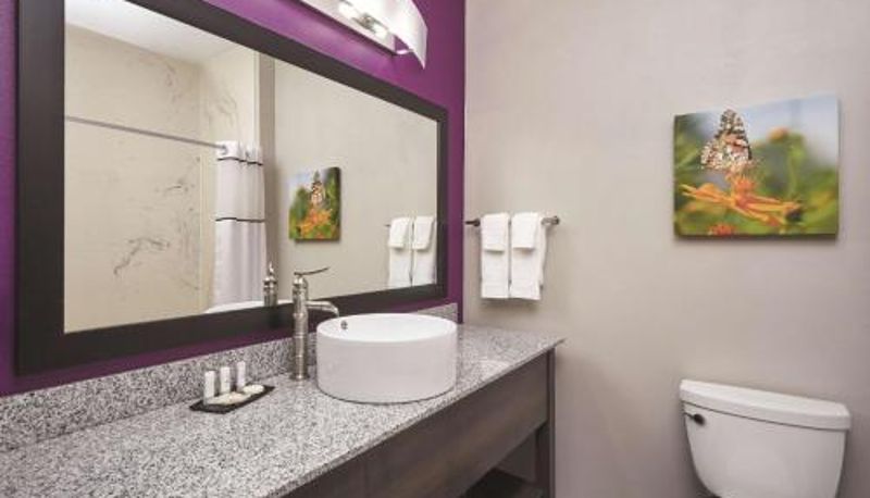 Oda - La Quinta by Wyndham Springfield IL