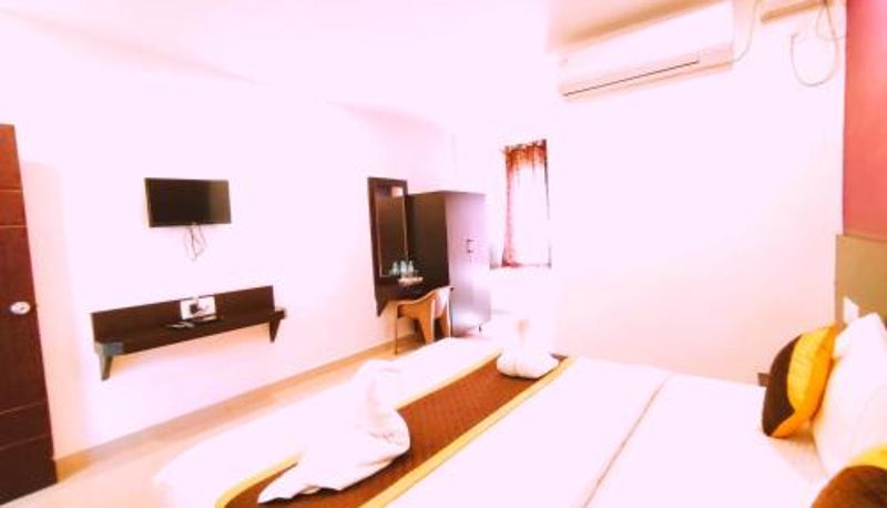 Info - Yuvraj Galaxy Inn