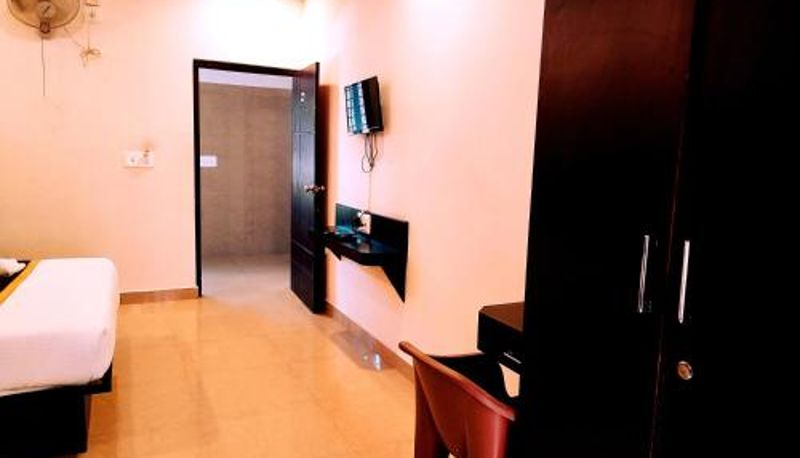 Info - Yuvraj Galaxy Inn