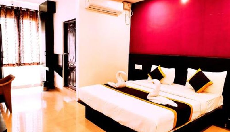 Zimmer - Yuvraj Galaxy Inn