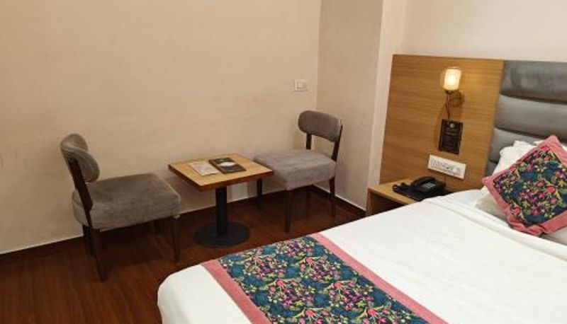 Bilgi - Near Golden Temple Amritsar Hotel Luxurio - In-House Barista Cafe