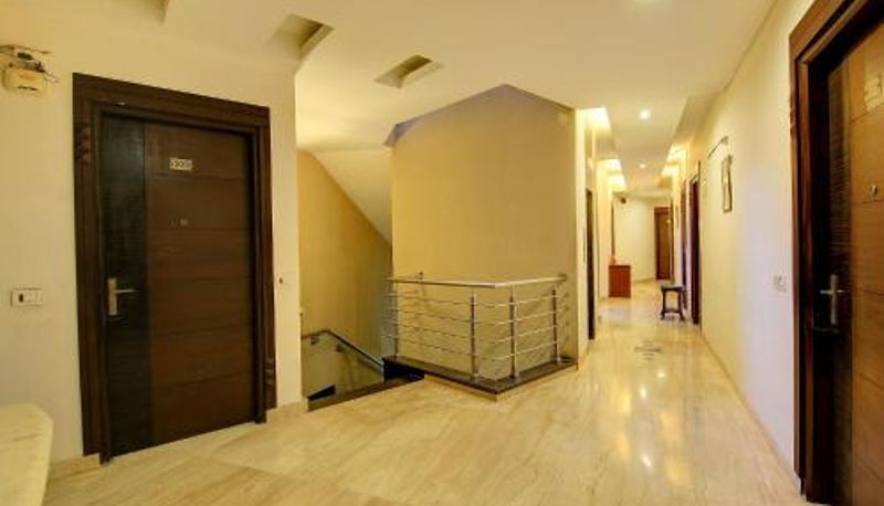 Rezeption - Gurugram FabHotel Prime Phoenix Hospitality - Nr DLF Cyber Hub & Metro