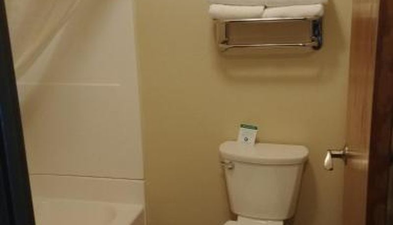Suite - Boarders Inn & Suites by Cobblestone Hotels - Broken Bow