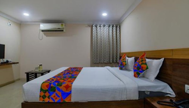 Quarto - FabHotel Pishori - Vijay Nagar