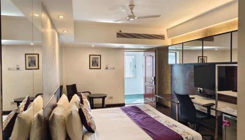 Información - Cunningham Road Regenta Place Bangalore