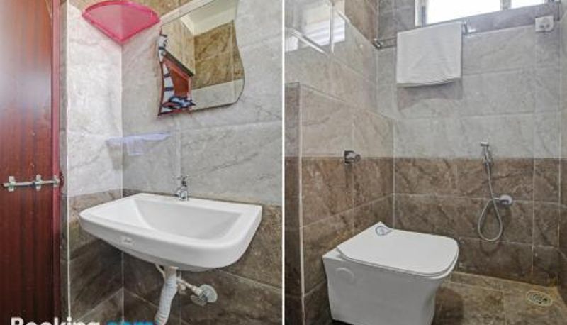 Pokój trzyosobowy - Collection O Vinayaka Luxury Stays