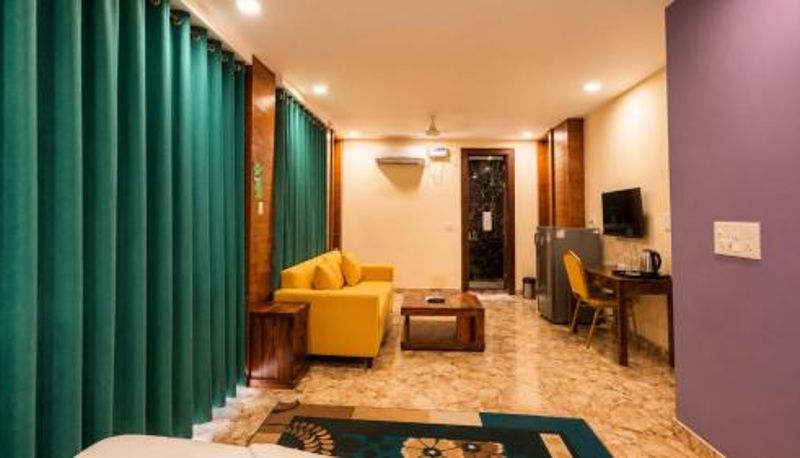 Info - Lime Tree Hotel Near 32nd Avenue Sector 29 Gurgaon