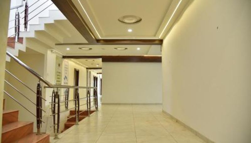 Reception - Hotel Savera Inn