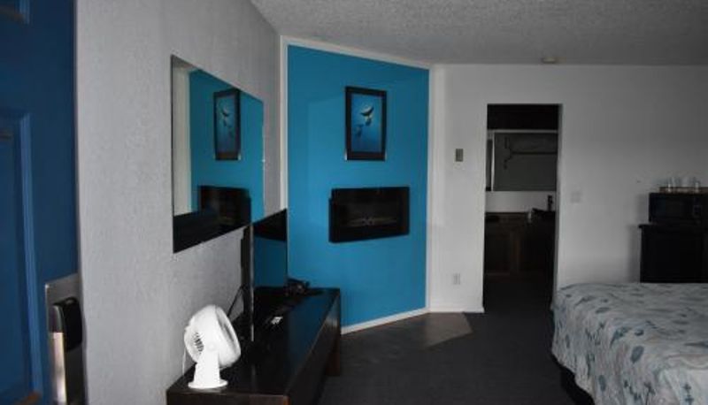 Info - Lighthouse Cove Inn