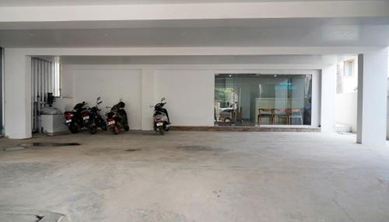 Área exterior do hotel - Moshis Nest - Just 1 KM from Aravind Hospital