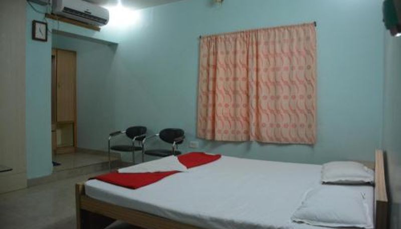 Suite - Hotel Naveen Residency