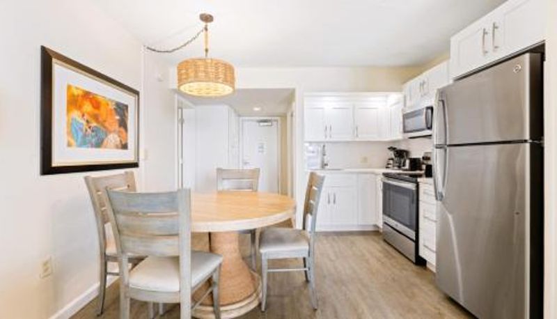 Suite - Caloosa Cove Resort by CoolVacay