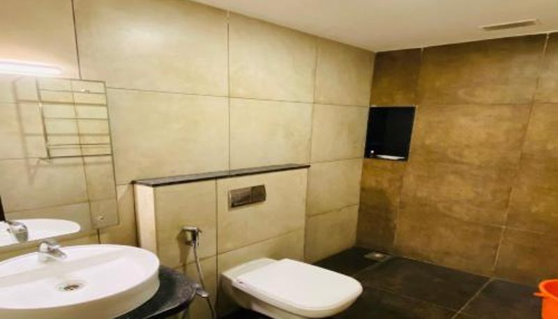 Badezimmer - DFRONT HOTELS Farmerly Golden Palace