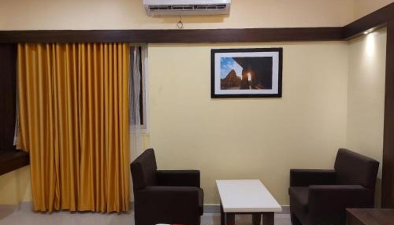 Camera standard - sri balaji grand hotel