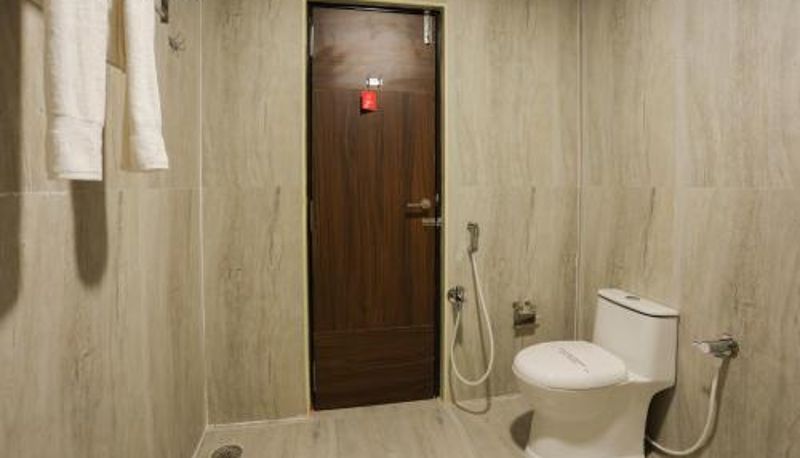 Bagno - sri balaji grand hotel