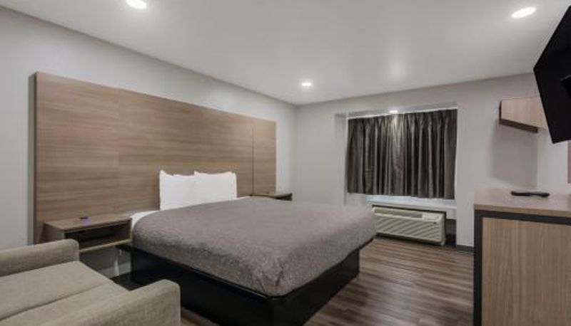 Pokój typu standard - Americas Best Value Inn and Suites Lake Charles
