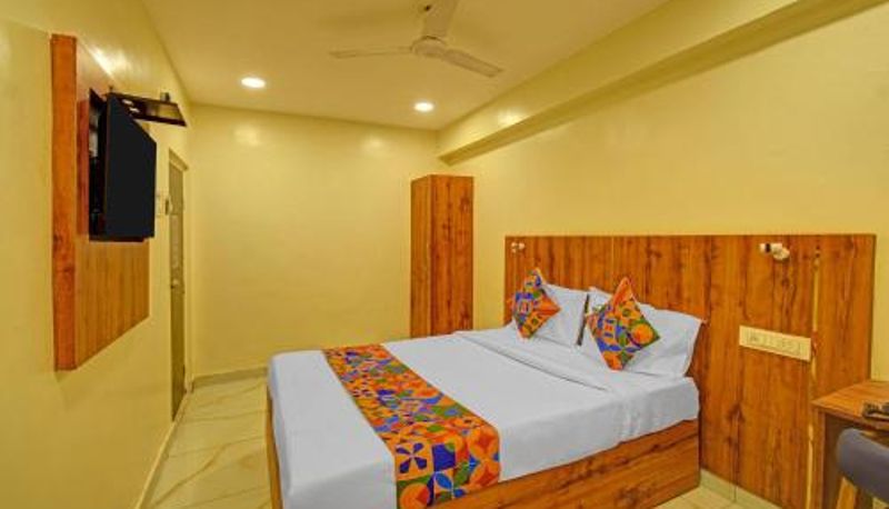 Oda - Kachiguda FabHotel S Continental - Kachiguda Railway Station