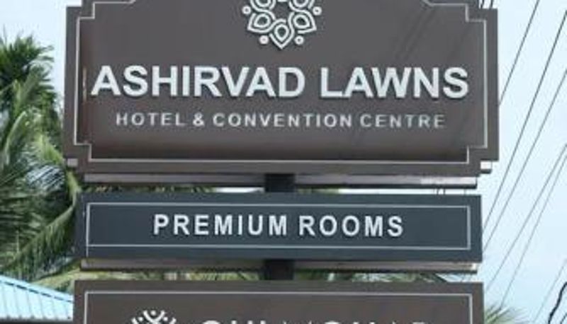 Informacje - Ashirvad Lawns Hotel & Convention Centre