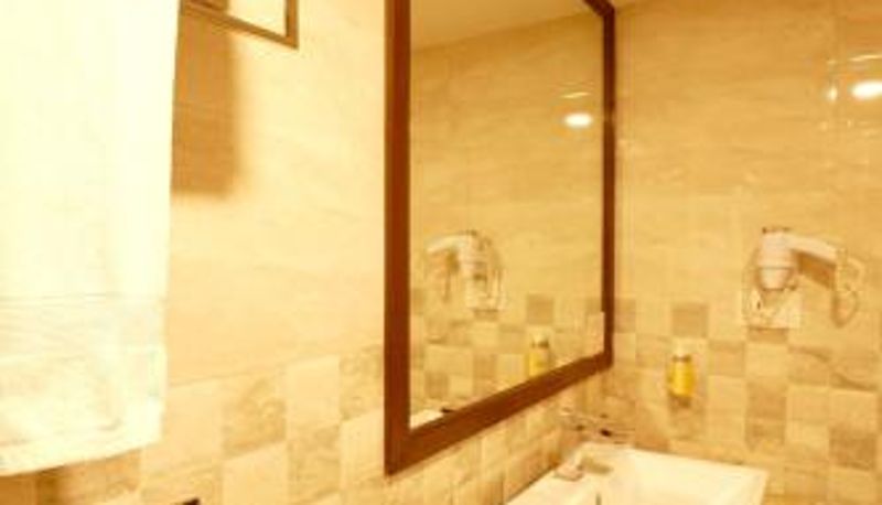 Suite - BloomSuites l Calangute