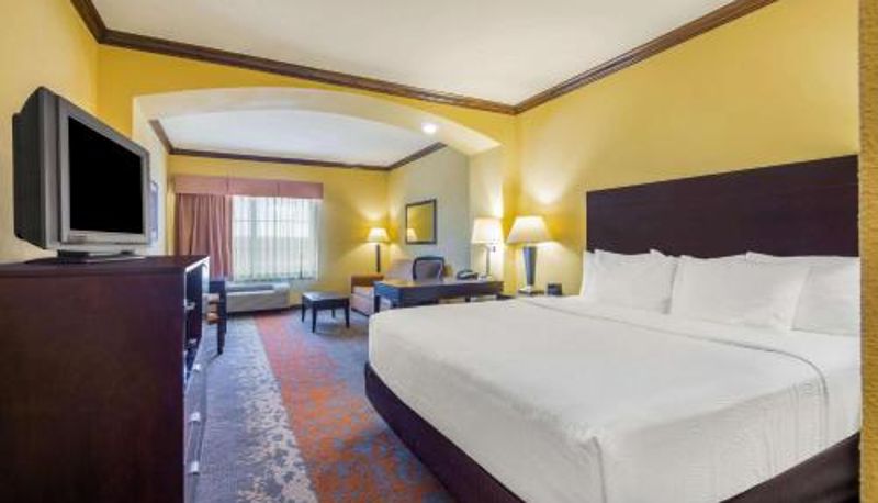 Camera - La Quinta by Wyndham Eastland