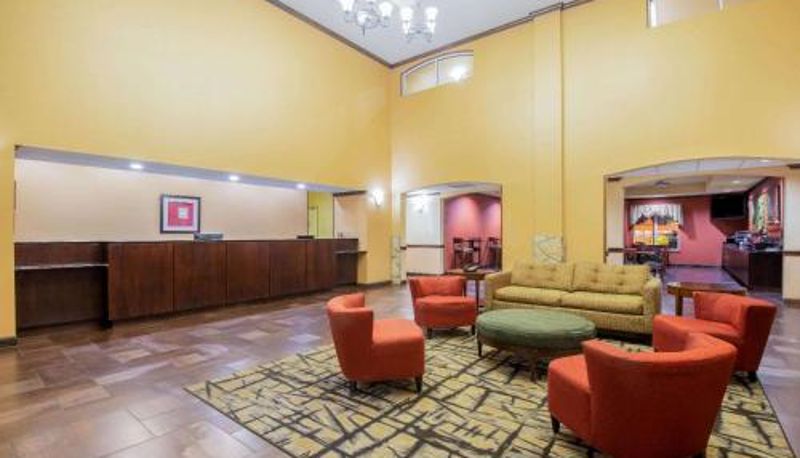 Reception - La Quinta by Wyndham Eastland