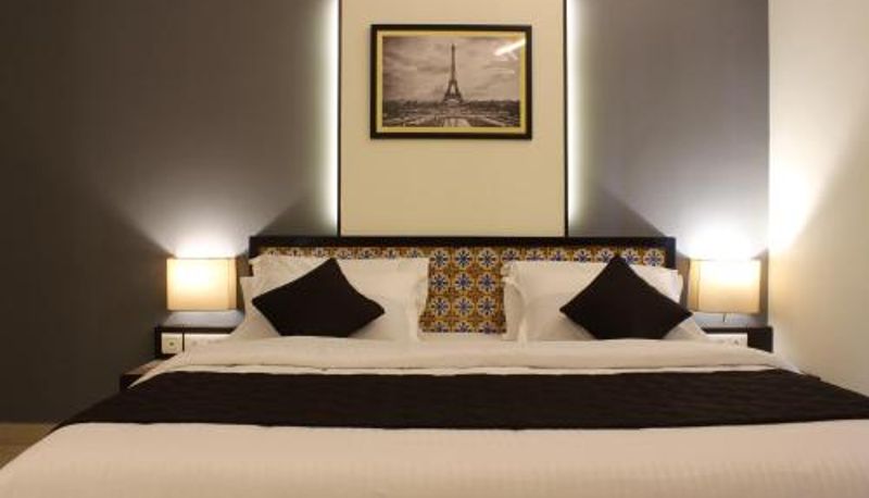 インフォメーションセンター - FabHotel Ria Residency - Nr Big Daddy Casino Cruise