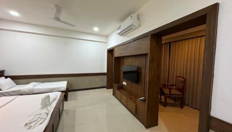 Standard room - Hotel Tirth by Sonu's