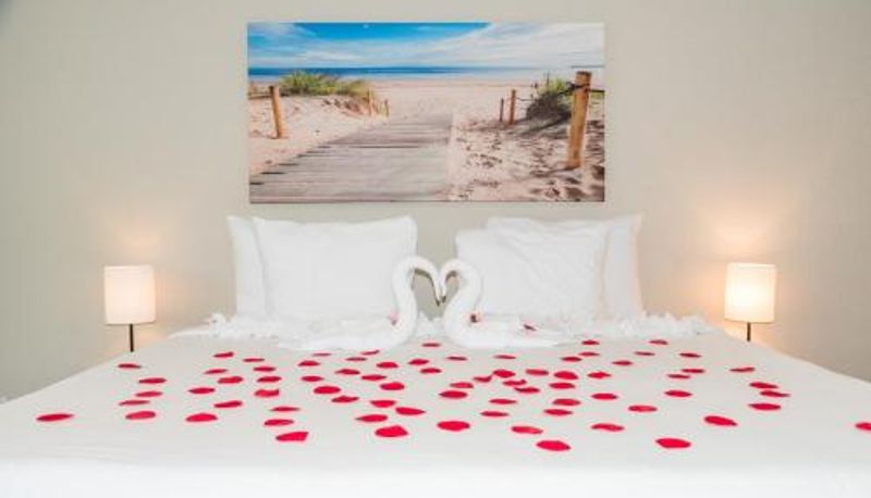 Apartment - Surf & Sand Seaside