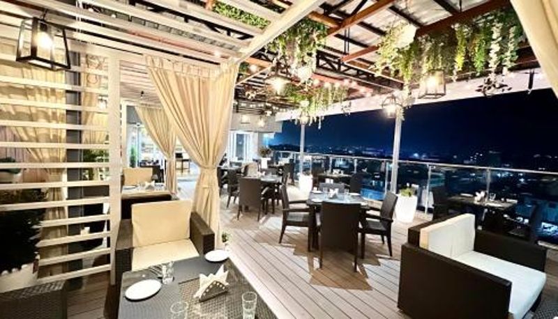 Sala prima colazione all'interno del ristorante - Aurora Boutique Hotel Imphal