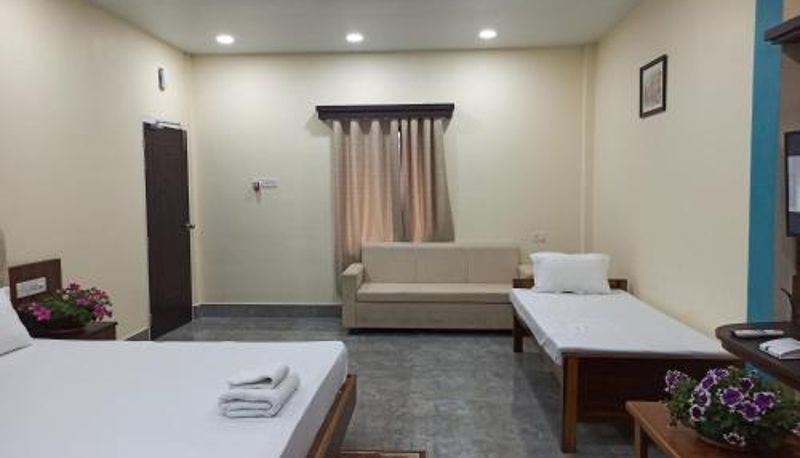 Tripla - Atithya Resort