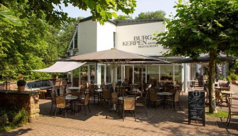 Info - Hotel Burg Kerpen