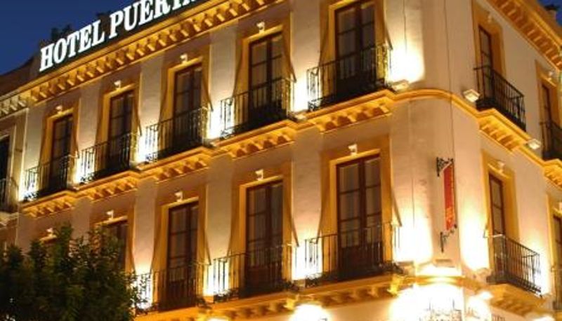 Informacje - Basic Hotel Puerta de Sevilla