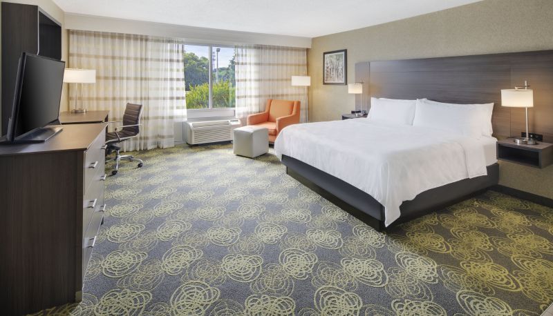 Camera - Holiday Inn CHARLOTTESVILLE-UNIV AREA by IHG
