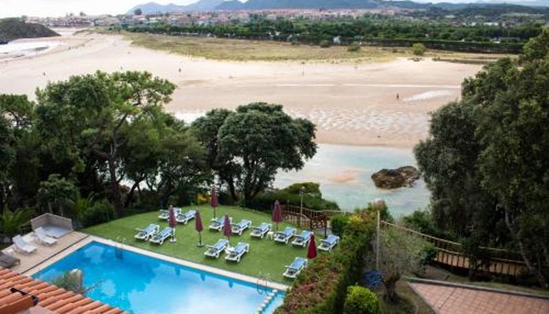 Spiaggia - Hotel Olimpo