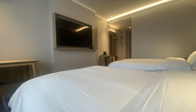 Kamer - Hanting Weinan Railway Station Hotel