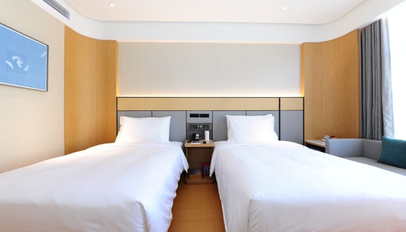 Info - All season Kunming South Railway Station Hotel