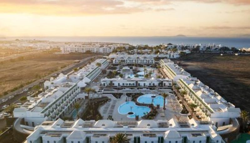Hotel outdoor area - MYND Yaiza