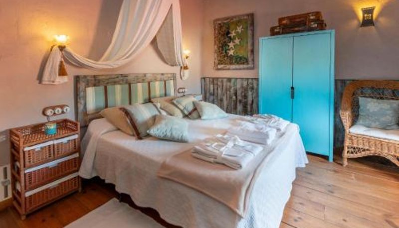 Informacje - Les Vinyes Alojamiento Rural Boutique & SPA