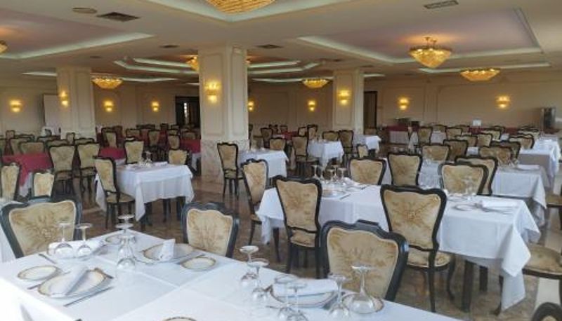 Breakfast room within the restaurant - Hotel Dracos