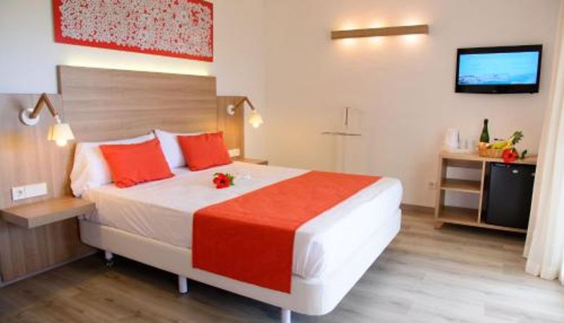 Pokój - Cala Llenya Resort Ibiza